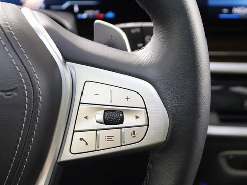 Used 2023 BMW X7 xDrive40i w/ Premium Package image 39