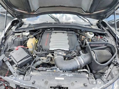 Used 2022 Chevrolet Camaro SS RWD image 11