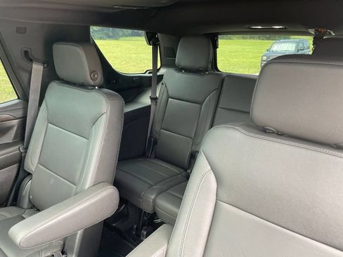 Used 2024 Chevrolet Tahoe Z71 w/ Off-Road Capability Package AWD/4WD image 39