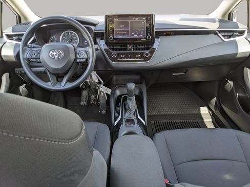 Used 2022 Toyota Corolla LE FWD image 13