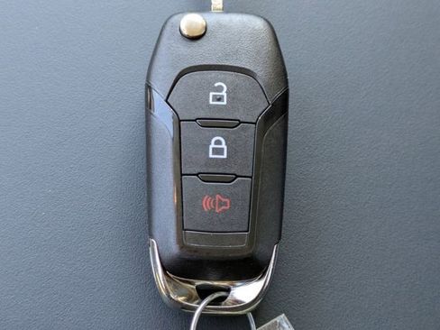 New 2026 Ford Maverick XL image 25