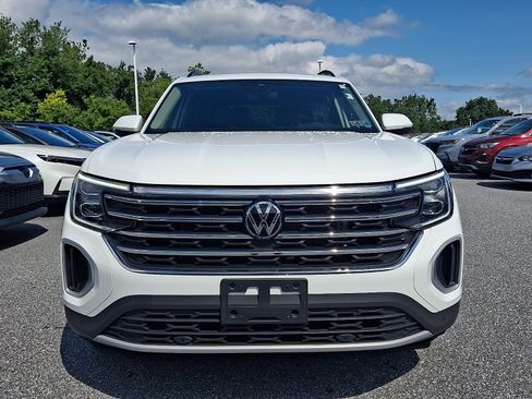 Used 2024 Volkswagen Atlas SE w/ Panoramic Sunroof Package AWD/4WD image 2