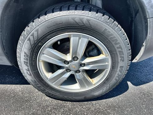 Used 2022 Chevrolet Trax LT w/ LT Convenience Package AWD/4WD image 31