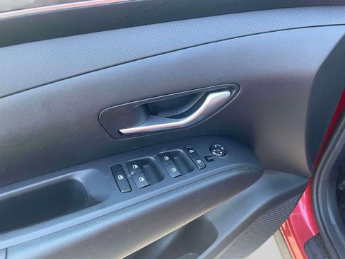 Used 2023 Hyundai Tucson SEL image 16