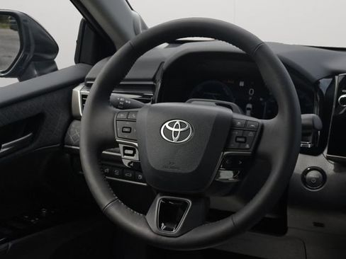 Certified 2026 Toyota Camry XLE w/ Premium Plus Package AWD/4WD image 19