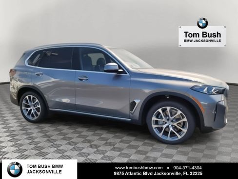 New 2026 BMW X5 xDrive40i w/ Parking Assistance Package image 1