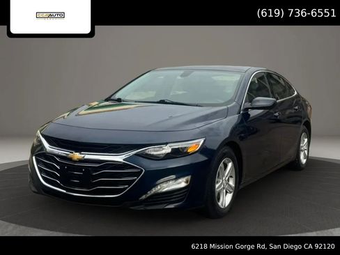 Used 2022 Chevrolet Malibu LT FWD image 1