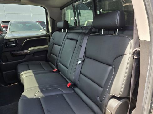 Used 2018 GMC Sierra 1500 SLT w/ SLT Premium Package AWD/4WD image 16
