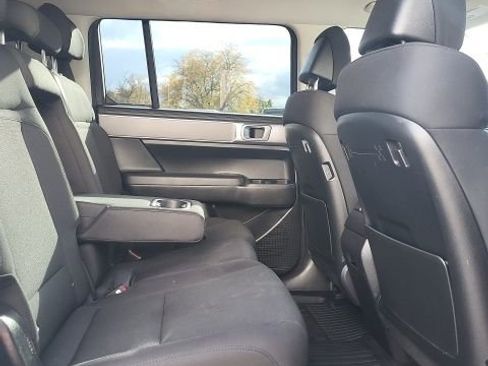 Used 2024 Hyundai Santa Fe SE image 18