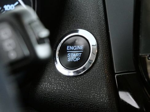 Certified 2018 Ford EcoSport Titanium AWD/4WD image 25