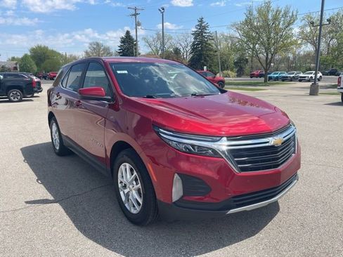Used 2023 Chevrolet Equinox LT image 12