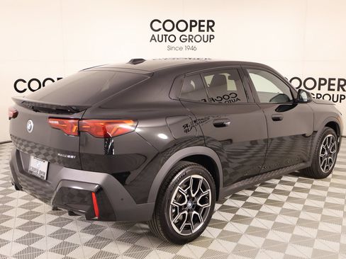 Used 2026 BMW X2 xDrive28i AWD/4WD image 21