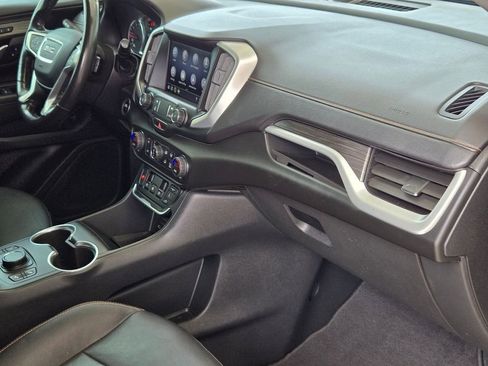 Used 2019 GMC Terrain SLT w/ Preferred Package FWD image 26