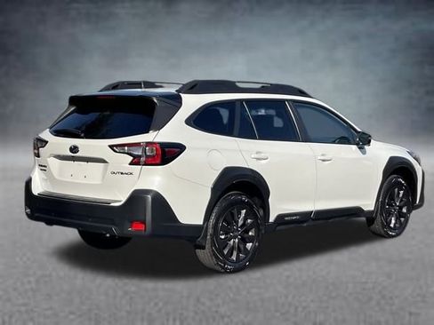 Certified 2025 Subaru Outback Onyx Edition image 3