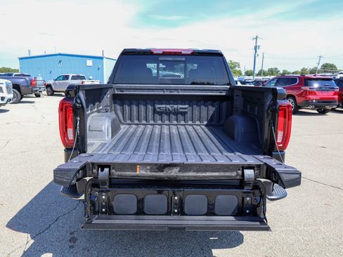 New 2026 GMC Sierra 1500 SLT w/ SLT Premium Plus Package AWD/4WD image 5