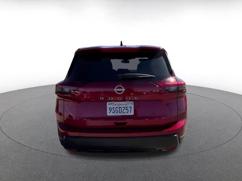 Used 2025 Nissan Rogue SV FWD image 11
