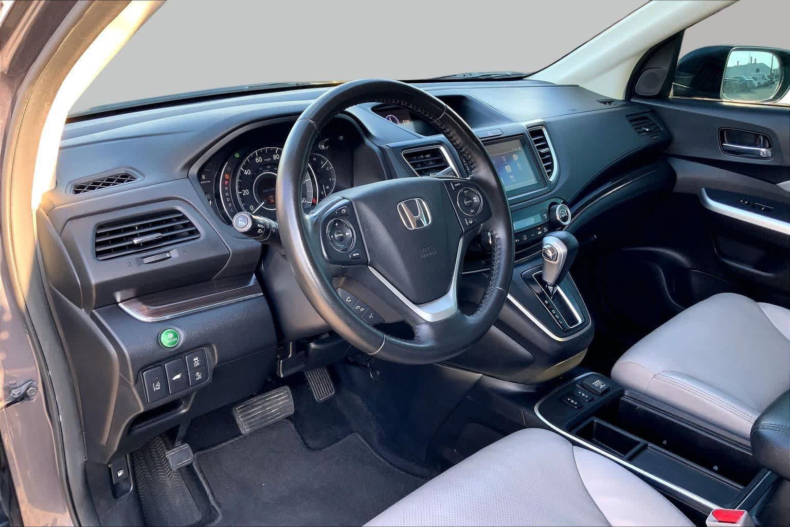 Used 2016 Honda CR-V Touring image 16