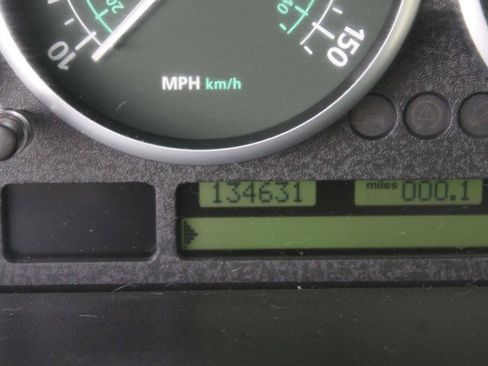 Used 2004 Land Rover Range Rover HSE AWD/4WD image 10