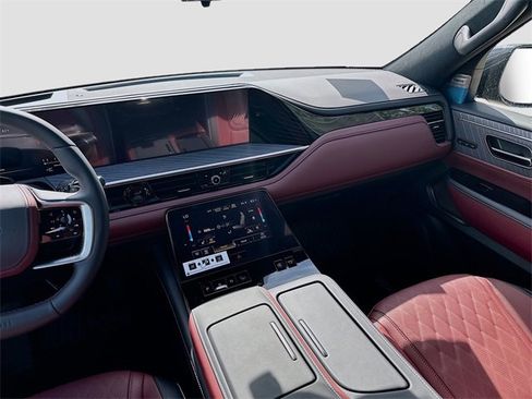 New 2026 INFINITI QX80 Autograph w/ Premium Cargo Package image 26