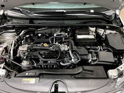 Used 2025 Toyota Corolla LE w/ Convenience Package image 33