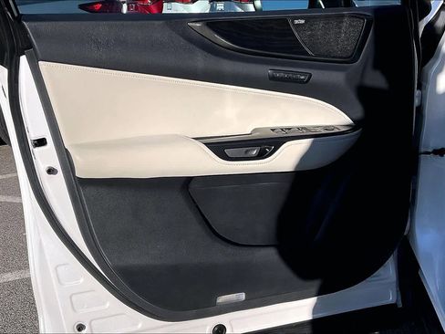 Used 2025 Lexus NX 300h AWD w/ Luxury Package image 21