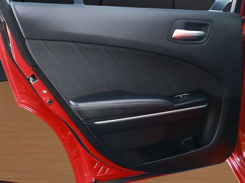 Used 2022 Dodge Charger SXT RWD image 29
