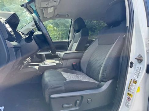 Used 2014 Toyota Tundra SR5 w/ SR5 Upgrade Package AWD/4WD image 18