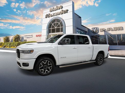 Used 2025 RAM 1500 Laramie w/ Sport Appearance Package image 11