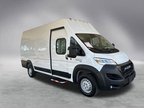 Used 2024 RAM ProMaster 3500 w/ Delivery Van Package FWD image 2