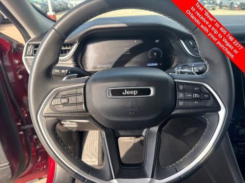 Used 2023 Jeep Grand Cherokee L Laredo image 20