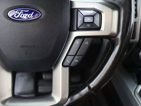 Used 2019 Ford F150 Platinum w/ Equipment Group 701A Luxury image 38