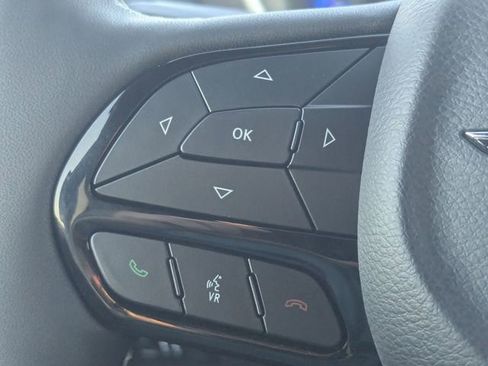 New 2026 Chrysler Pacifica Select image 11