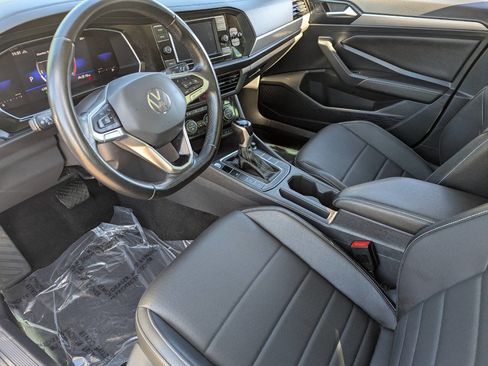 Used 2022 Volkswagen Jetta SE image 22