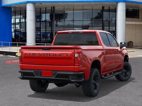 New 2026 Chevrolet Silverado 1500 Custom Trail Boss w/ LPO, Dark Essentials Package AWD/4WD image 4