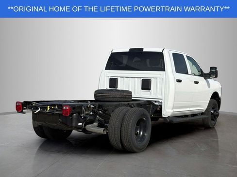 New 2026 RAM 3500 Tradesman AWD/4WD image 3