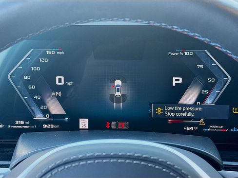 Used 2025 BMW X5 M60i w/ Climate Comfort Package image 11