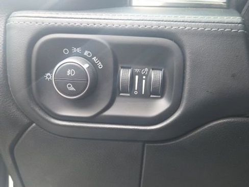 Used 2020 RAM 3500 Limited image 23