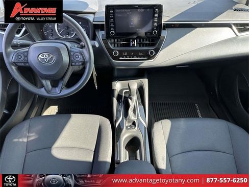 Used 2020 Toyota Corolla LE image 20
