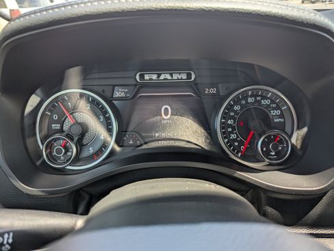 Used 2020 RAM 1500 Laramie AWD/4WD image 18