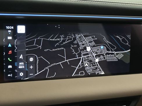 Certified 2025 Porsche Macan 4 Electric image 18