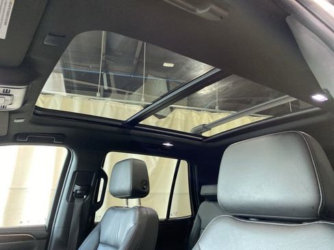 Used 2023 Chevrolet Tahoe LT w/ LT Signature Plus Package AWD/4WD image 23