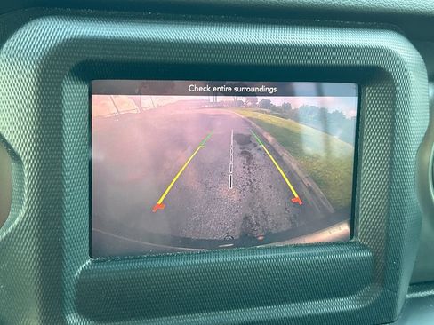 Used 2020 Jeep Wrangler Unlimited Sport S AWD/4WD image 22