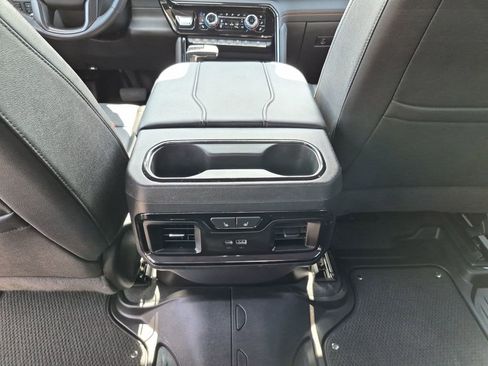 Used 2023 GMC Sierra 1500 AT4 AWD/4WD image 34