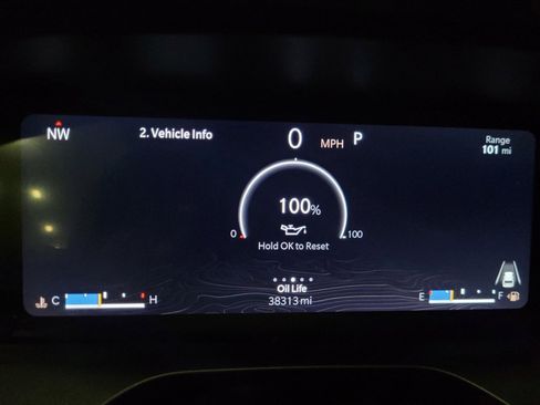 Used 2023 Jeep Grand Cherokee Laredo image 23