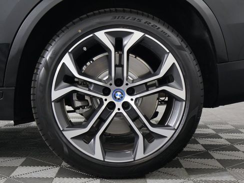 Certified 2024 BMW X5 xDrive50e w/ Premium Package AWD/4WD image 16