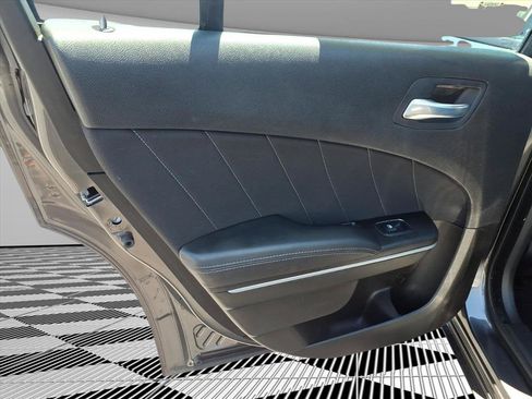 Used 2023 Dodge Charger SXT RWD image 19