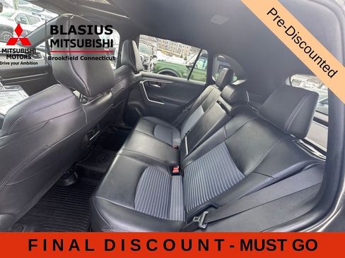 Used 2024 Toyota RAV4 XSE w/ Weather Package AWD/4WD image 31