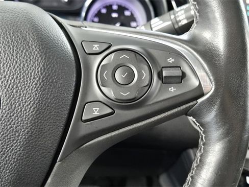 Used 2019 Buick Envision Essence image 28