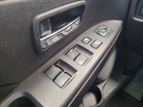Used 2015 Mitsubishi Outlander Sport SE AWD/4WD image 27