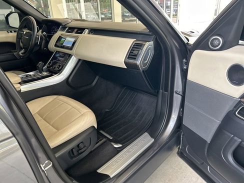 Used 2019 Land Rover Range Rover Sport Supercharged image 24